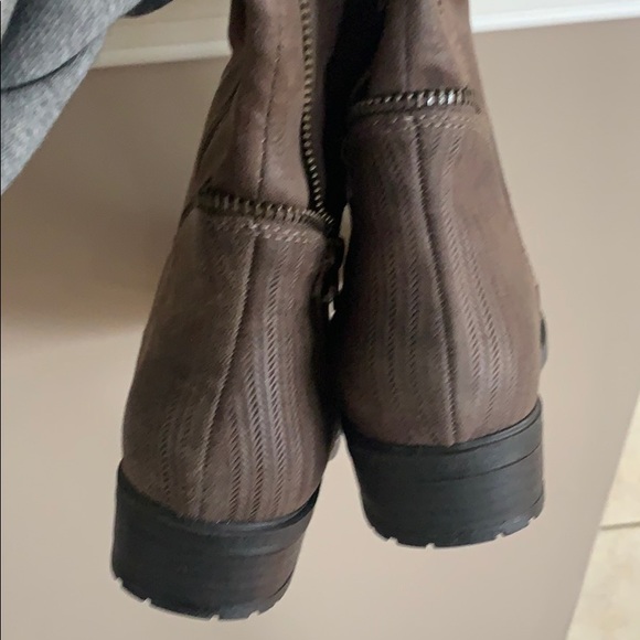 Bare Trap Yulissa Boots - Picture 8 of 11